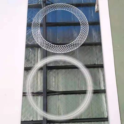 Macchina di incisione laser visibile da 1500 mm*3000 mm*1100 mm per incisione di specchi di bagno intelligenti