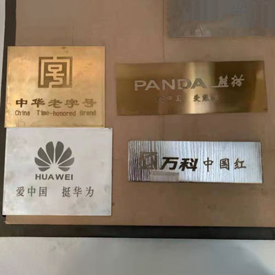3 CE Certificato Custom Size Laser Stainless Etching Machine per il rame e l'alluminio intaglio