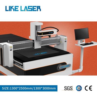 Piattaforma di taglio laser di vetro controllata da PLC per requisiti di tensione 220V/110V 50-60Hz